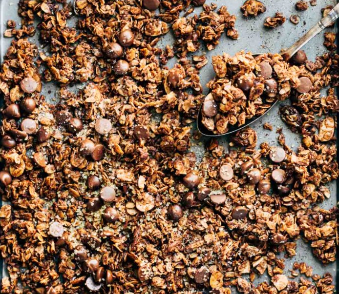 Glutensiz Çikolatalı Granola Tarifi 2022